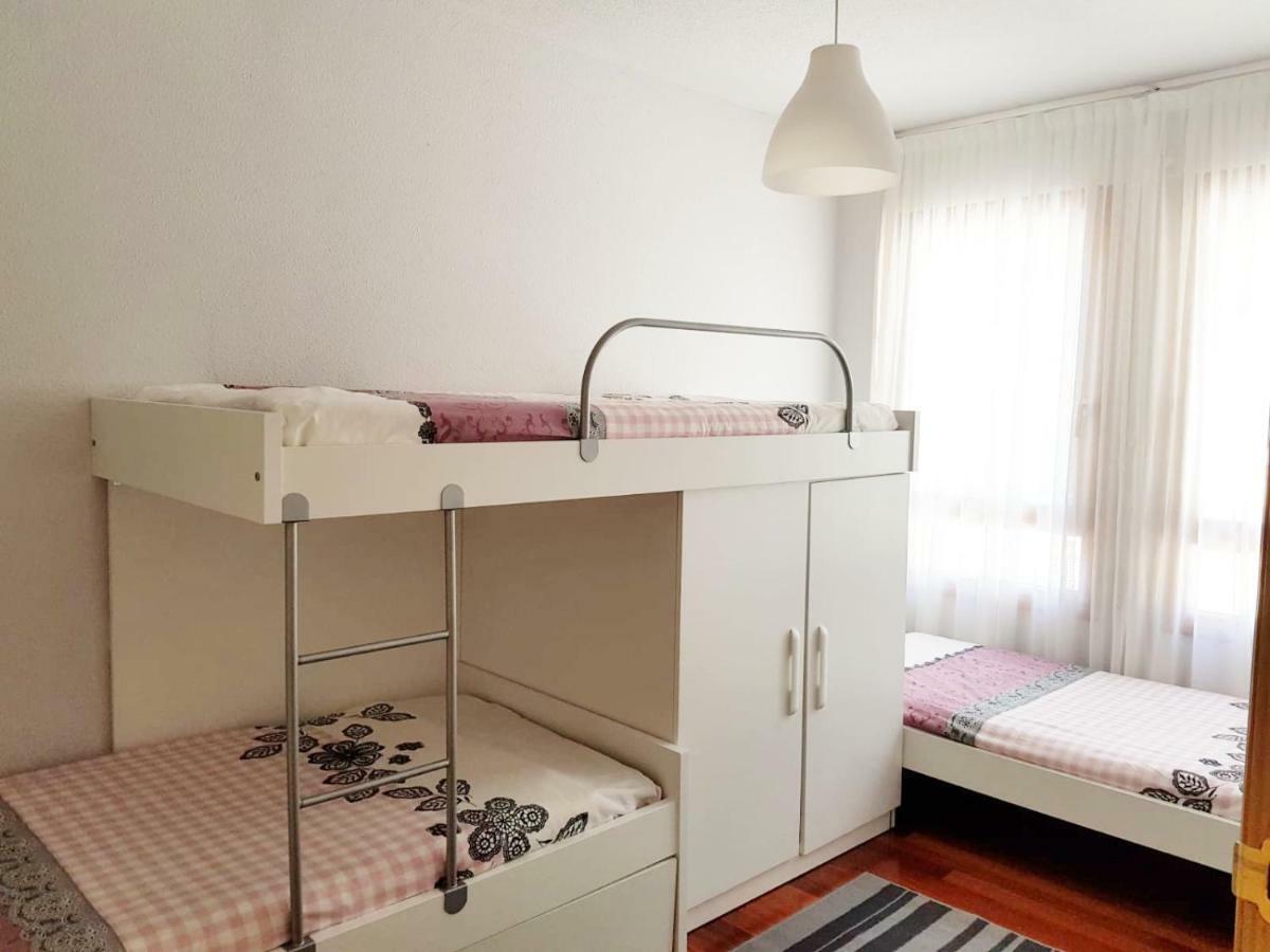Vivienda Turistica Pirineos XXI Apartment Canfranc Exterior photo